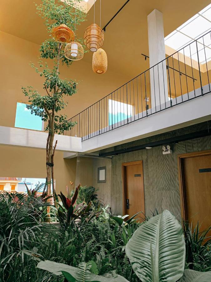 Cagina Boutique Hostel Ðồng Hới Buitenkant foto