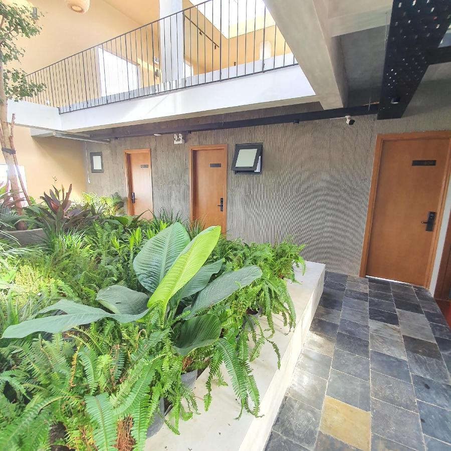 Cagina Boutique Hostel Ðồng Hới Buitenkant foto