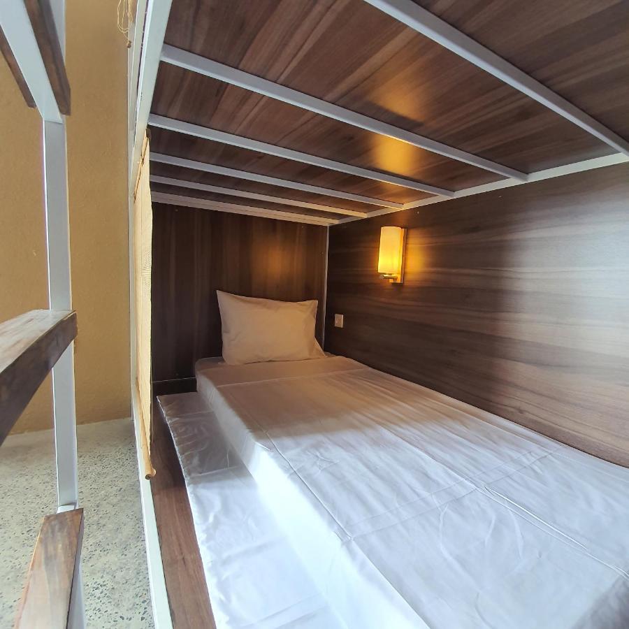 Cagina Boutique Hostel Ðồng Hới Buitenkant foto